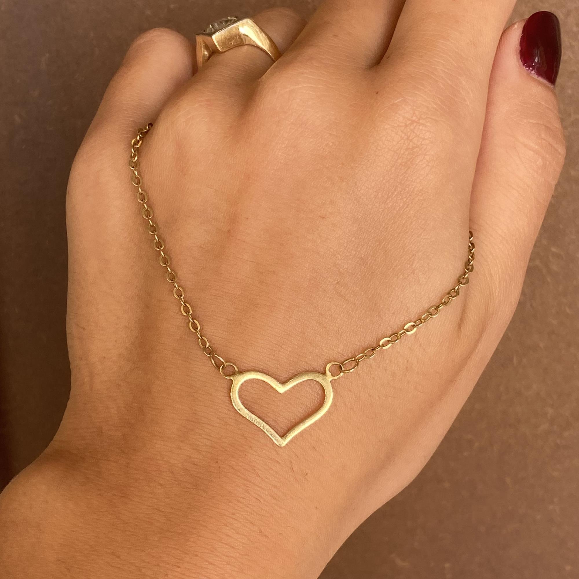 Vintage 18kt gold necklace with a heart